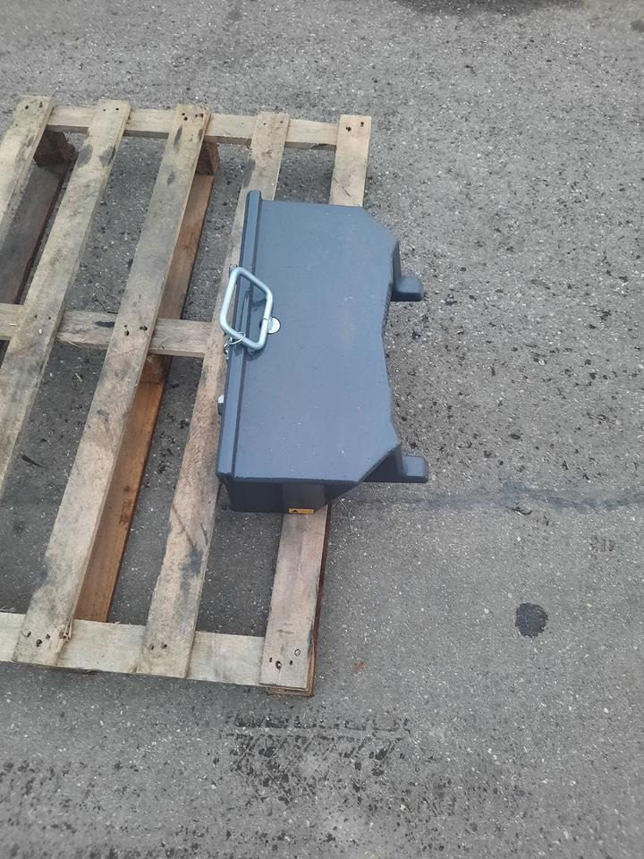 Front Gewicht Claas Schlepper - Protuuteg: slika Front Gewicht Claas Schlepper - Protuuteg Front Gewicht Claas Schlepper - Protuuteg: slika Front Gewicht Claas Schlepper - Protuuteg