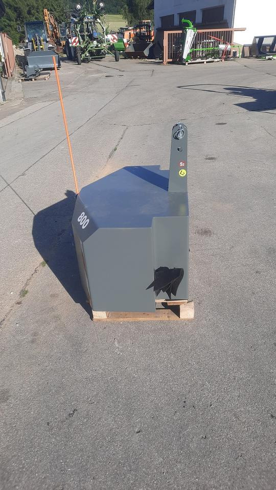 Frontgewicht Ballast Heckgewicht 800kg Traktor Gewicht Fendt - Protuuteg: slika Frontgewicht Ballast Heckgewicht 800kg Traktor Gewicht Fendt - Protuuteg Frontgewicht Ballast Heckgewicht 800kg Traktor Gewicht Fendt - Protuuteg: slika Frontgewicht Ballast Heckgewicht 800kg Traktor Gewicht Fendt - Protuuteg