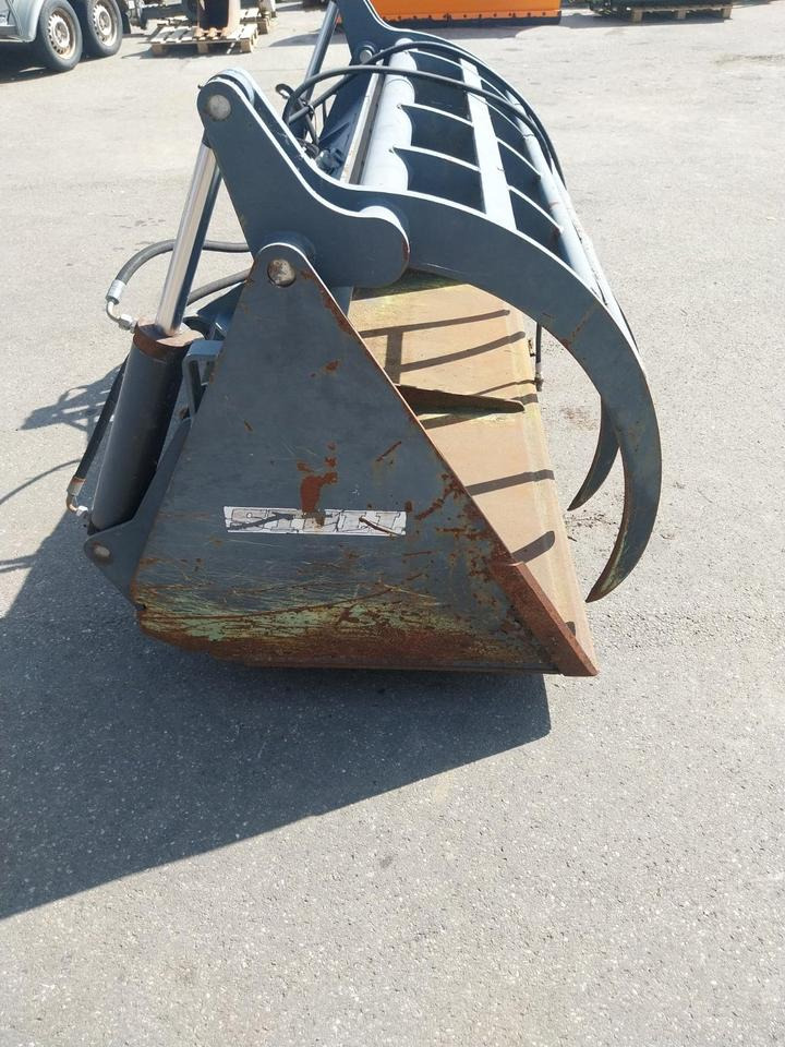 Greifschaufel Stoll 2m Euro Hoflader Schlepper Schaufel - Utovarna korpa: slika Greifschaufel Stoll 2m Euro Hoflader Schlepper Schaufel - Utovarna korpa Greifschaufel Stoll 2m Euro Hoflader Schlepper Schaufel - Utovarna korpa: slika Greifschaufel Stoll 2m Euro Hoflader Schlepper Schaufel - Utovarna korpa