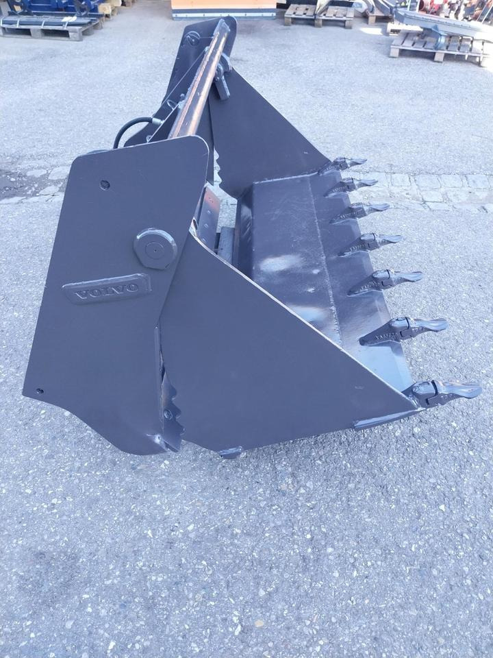 Klappschaufel Volvo L 30 35 Cat Komatsu Schaufel Radlader - Utovarna korpa: slika Klappschaufel Volvo L 30 35 Cat Komatsu Schaufel Radlader - Utovarna korpa Klappschaufel Volvo L 30 35 Cat Komatsu Schaufel Radlader - Utovarna korpa: slika Klappschaufel Volvo L 30 35 Cat Komatsu Schaufel Radlader - Utovarna korpa