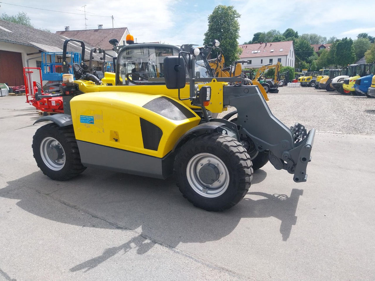 Kramer TH 522 Teleskoplader - Utovarivač na kotačima: slika Kramer TH 522 Teleskoplader - Utovarivač na kotačima Kramer TH 522 Teleskoplader - Utovarivač na kotačima: slika Kramer TH 522 Teleskoplader - Utovarivač na kotačima