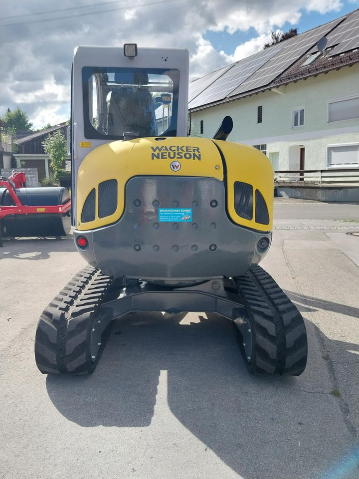 Neuson EZ 53 50 - Mini bager: slika Neuson EZ 53 50 - Mini bager Neuson EZ 53 50 - Mini bager: slika Neuson EZ 53 50 - Mini bager
