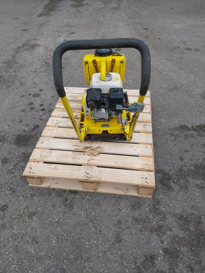 Weber CF 2A HD Vibrationsplatte Rüttelplatte Asphaltverdichtung - Vibro ploča: slika Weber CF 2A HD Vibrationsplatte Rüttelplatte Asphaltverdichtung - Vibro ploča Weber CF 2A HD Vibrationsplatte Rüttelplatte Asphaltverdichtung - Vibro ploča: slika Weber CF 2A HD Vibrationsplatte Rüttelplatte Asphaltverdichtung - Vibro ploča