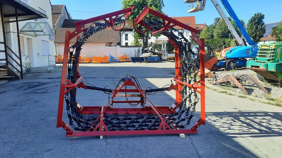 Wiesenegge 6 - 8m Wiesenstriegel Wiesenschleppe Schlepper - Drljača s lancem: slika Wiesenegge 6 - 8m Wiesenstriegel Wiesenschleppe Schlepper - Drljača s lancem Wiesenegge 6 - 8m Wiesenstriegel Wiesenschleppe Schlepper - Drljača s lancem: slika Wiesenegge 6 - 8m Wiesenstriegel Wiesenschleppe Schlepper - Drljača s lancem