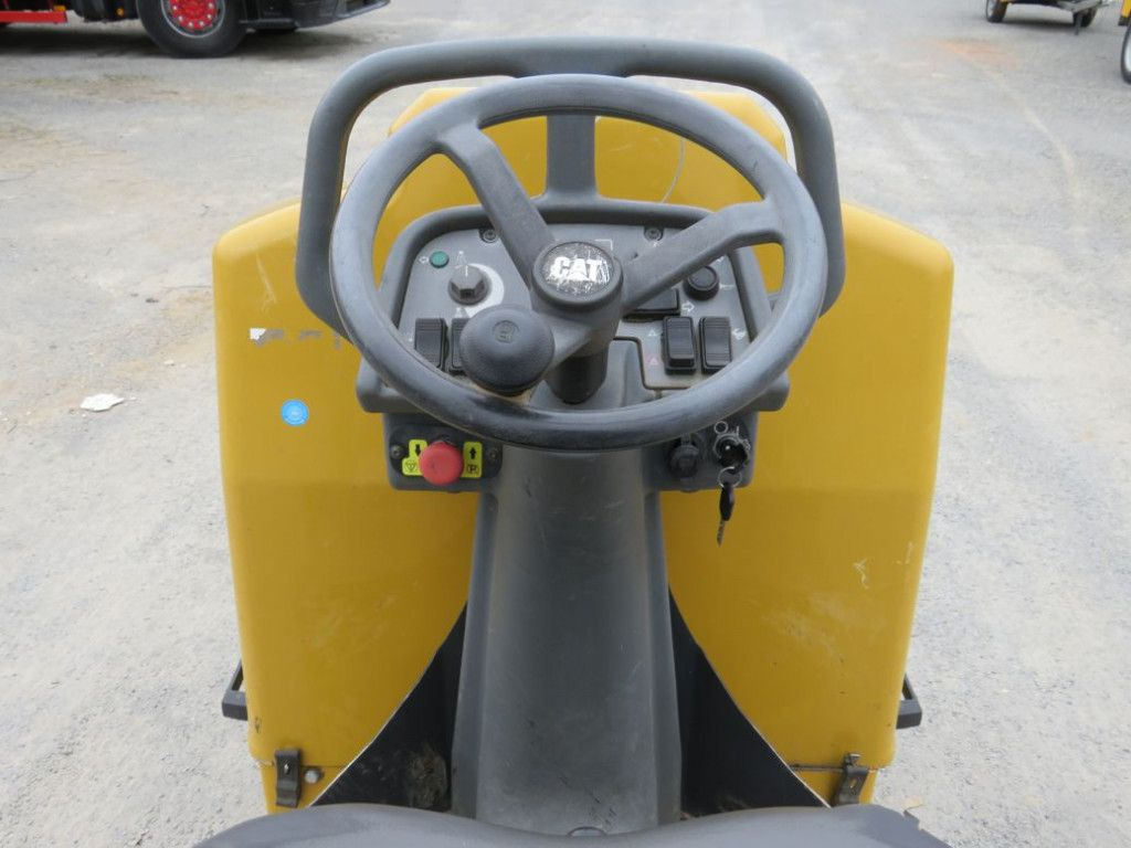 CAT Tandem-Vibrationswalze CB14 B Baumaschine - Valjak: slika CAT Tandem-Vibrationswalze CB14 B Baumaschine - Valjak CAT Tandem-Vibrationswalze CB14 B Baumaschine - Valjak: slika CAT Tandem-Vibrationswalze CB14 B Baumaschine - Valjak