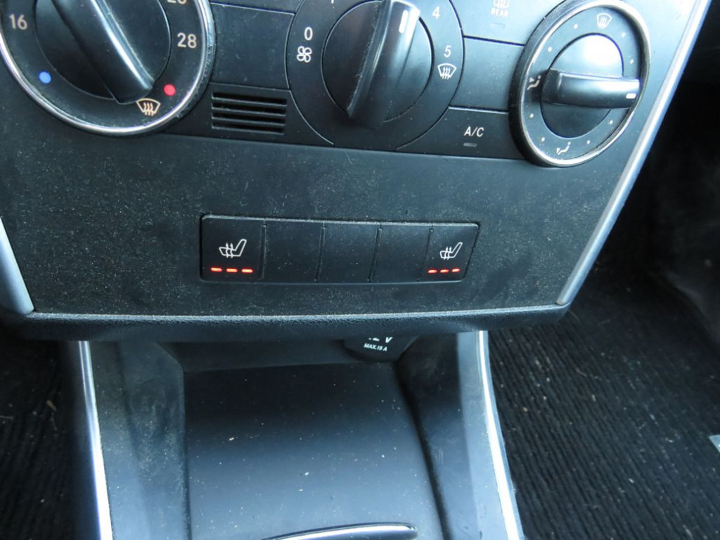 Kamion MERCEDES-BENZ A-Klasse 200 Avantgarde PKW: slika Kamion MERCEDES-BENZ A-Klasse 200 Avantgarde PKW