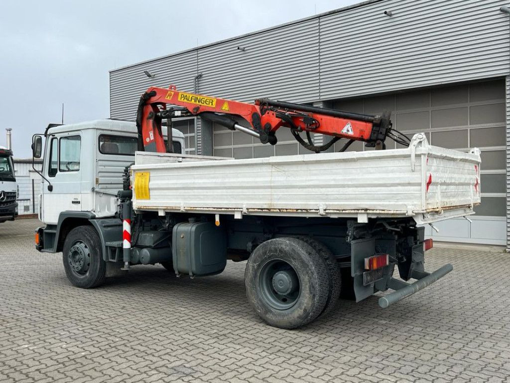 MAN F90 18.232 FK 2-Achs Kipper Kran Palf. PK 8000 - Kiper, Kamion s kranom: slika MAN F90 18.232 FK 2-Achs Kipper Kran Palf. PK 8000 - Kiper, Kamion s kranom MAN F90 18.232 FK 2-Achs Kipper Kran Palf. PK 8000 - Kiper, Kamion s kranom: slika MAN F90 18.232 FK 2-Achs Kipper Kran Palf. PK 8000 - Kiper, Kamion s kranom
