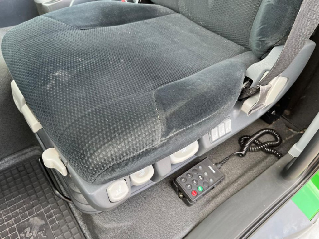 MAN TG-L 12.220 4x2 BL Standardkoffer LBW LBW 1.5 to - Kamion sandučar: slika MAN TG-L 12.220 4x2 BL Standardkoffer LBW LBW 1.5 to - Kamion sandučar MAN TG-L 12.220 4x2 BL Standardkoffer LBW LBW 1.5 to - Kamion sandučar: slika MAN TG-L 12.220 4x2 BL Standardkoffer LBW LBW 1.5 to - Kamion sandučar