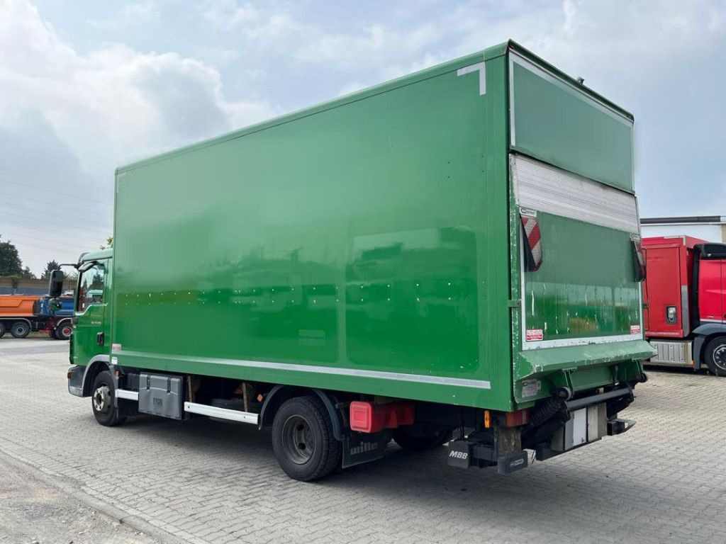 MAN TG-L 12.220 4x2 BL Standardkoffer LBW LBW 1.5 to - Kamion sandučar: slika MAN TG-L 12.220 4x2 BL Standardkoffer LBW LBW 1.5 to - Kamion sandučar MAN TG-L 12.220 4x2 BL Standardkoffer LBW LBW 1.5 to - Kamion sandučar: slika MAN TG-L 12.220 4x2 BL Standardkoffer LBW LBW 1.5 to - Kamion sandučar