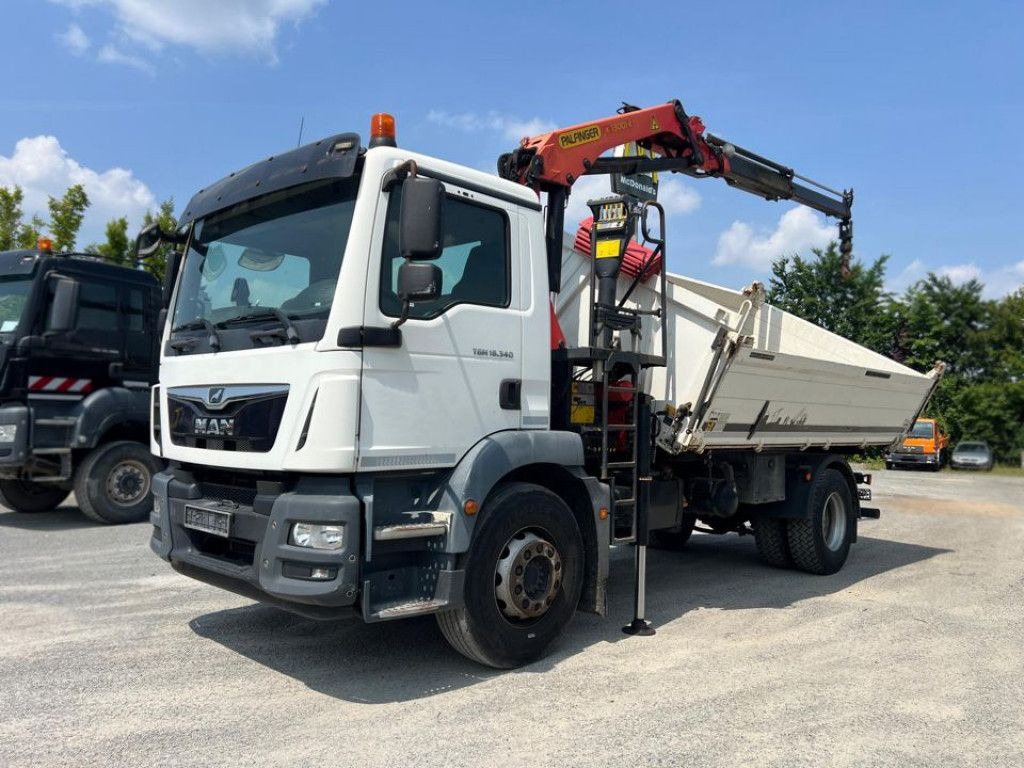 MAN TG-M 18.340 4x2 2-Achs Kipper Kran Palf. PK 130 - Kiper, Kamion s kranom: slika MAN TG-M 18.340 4x2 2-Achs Kipper Kran Palf. PK 130 - Kiper, Kamion s kranom MAN TG-M 18.340 4x2 2-Achs Kipper Kran Palf. PK 130 - Kiper, Kamion s kranom: slika MAN TG-M 18.340 4x2 2-Achs Kipper Kran Palf. PK 130 - Kiper, Kamion s kranom