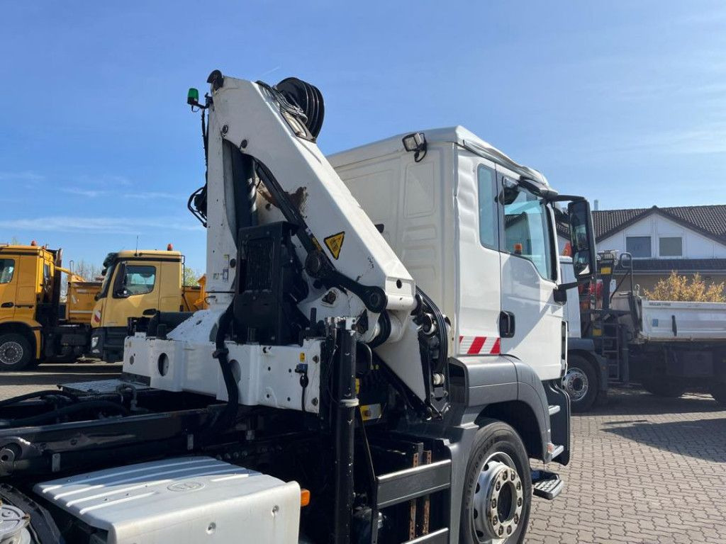 MAN TG-S 26.440 6x2-2 BL Abrollkipper mit Kran Funk+ - Kamion s kukastom dizalicom, Kamion s kranom: slika MAN TG-S 26.440 6x2-2 BL Abrollkipper mit Kran Funk+ - Kamion s kukastom dizalicom, Kamion s kranom MAN TG-S 26.440 6x2-2 BL Abrollkipper mit Kran Funk+ - Kamion s kukastom dizalicom, Kamion s kranom: slika MAN TG-S 26.440 6x2-2 BL Abrollkipper mit Kran Funk+ - Kamion s kukastom dizalicom, Kamion s kranom