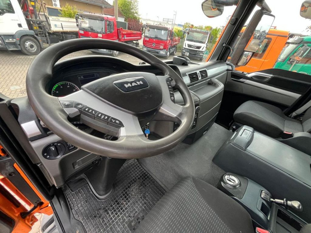 Kiper MAN TG-S 26.440 6x4 3-Achs Kipper Bordmatik: slika Kiper MAN TG-S 26.440 6x4 3-Achs Kipper Bordmatik