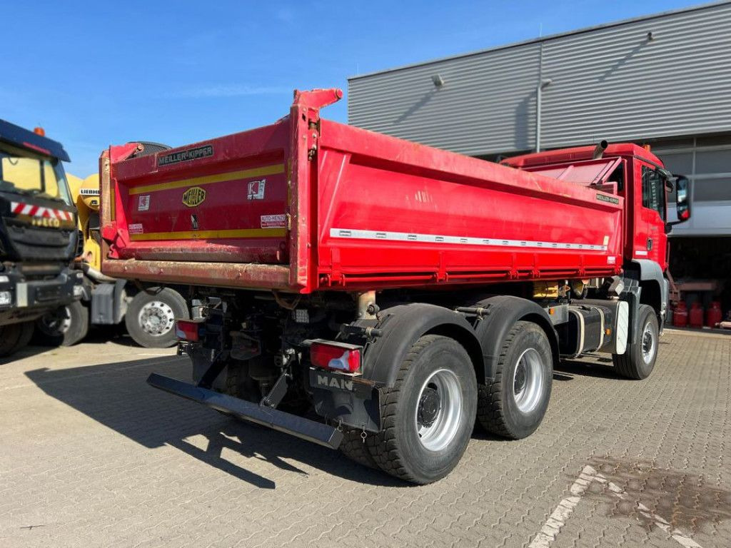 MAN TG-S 26.440 6x6 3-Achs Allradkipper Bordmatik - Kiper: slika MAN TG-S 26.440 6x6 3-Achs Allradkipper Bordmatik - Kiper MAN TG-S 26.440 6x6 3-Achs Allradkipper Bordmatik - Kiper: slika MAN TG-S 26.440 6x6 3-Achs Allradkipper Bordmatik - Kiper