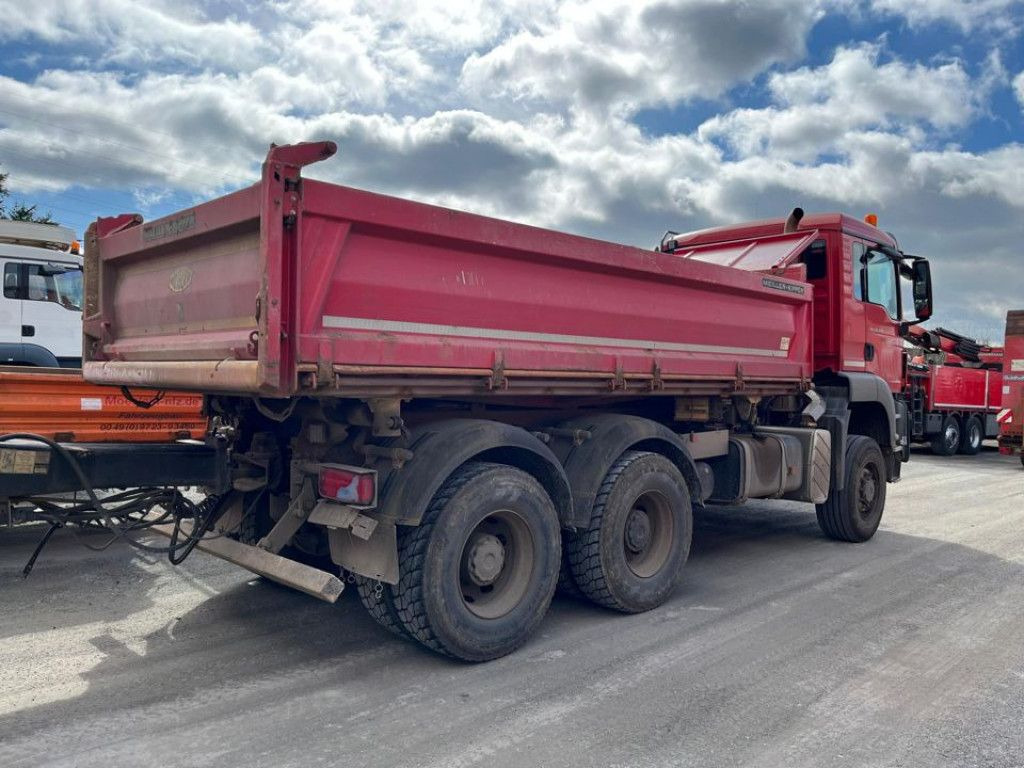 MAN TG-S 26.440 6x6 3-Achs Allradkipper Bordmatik - Kiper: slika MAN TG-S 26.440 6x6 3-Achs Allradkipper Bordmatik - Kiper MAN TG-S 26.440 6x6 3-Achs Allradkipper Bordmatik - Kiper: slika MAN TG-S 26.440 6x6 3-Achs Allradkipper Bordmatik - Kiper
