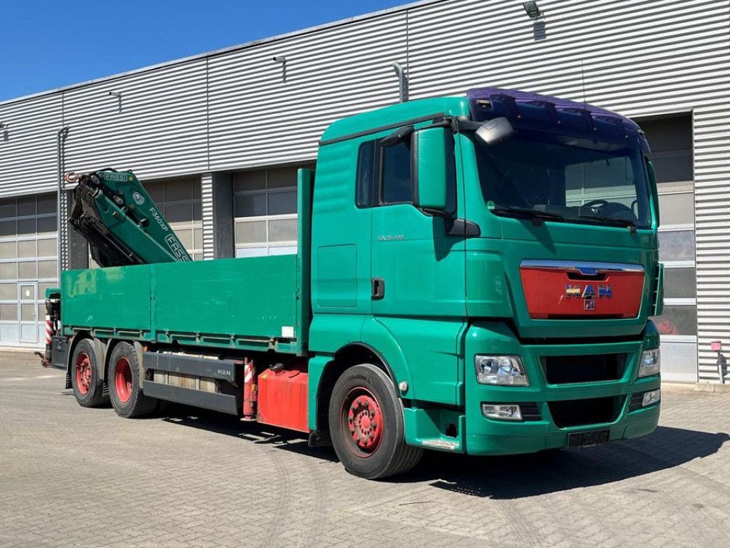 MAN TG-X 26.440 6x2-2 BL Pritsche Heckkran Fassi 360 - Kamion s kranom: slika MAN TG-X 26.440 6x2-2 BL Pritsche Heckkran Fassi 360 - Kamion s kranom MAN TG-X 26.440 6x2-2 BL Pritsche Heckkran Fassi 360 - Kamion s kranom: slika MAN TG-X 26.440 6x2-2 BL Pritsche Heckkran Fassi 360 - Kamion s kranom