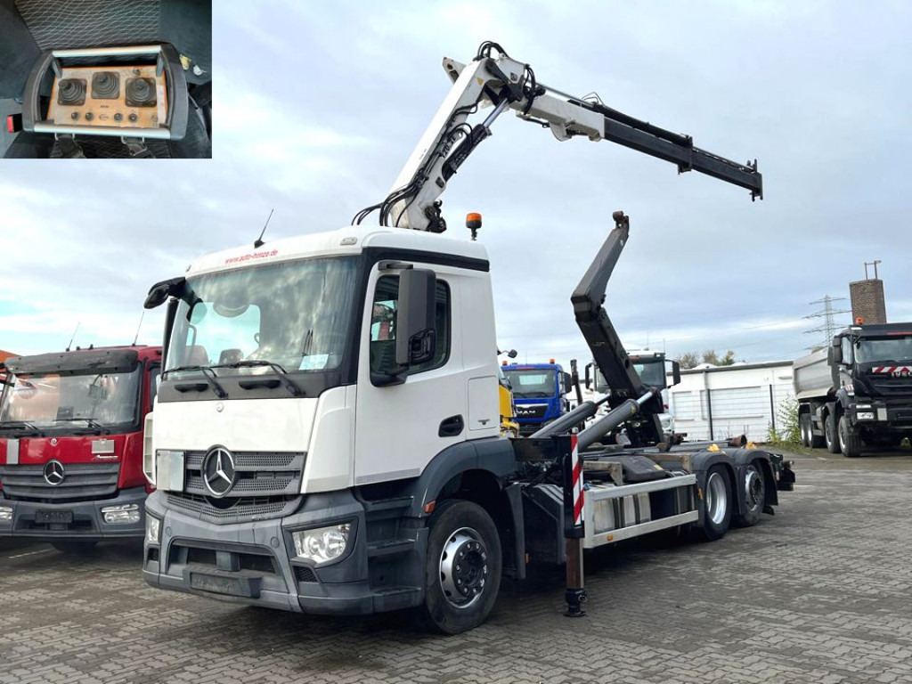 MERCEDES-BENZ Antos 2543 L 6x2 Abrollkipper mit Kran Funk+Greiferst. - Kamion s kukastom dizalicom, Kamion s kranom: slika MERCEDES-BENZ Antos 2543 L 6x2 Abrollkipper mit Kran Funk+Greiferst. - Kamion s kukastom dizalicom, Kamion s kranom MERCEDES-BENZ Antos 2543 L 6x2 Abrollkipper mit Kran Funk+Greiferst. - Kamion s kukastom dizalicom, Kamion s kranom: slika MERCEDES-BENZ Antos 2543 L 6x2 Abrollkipper mit Kran Funk+Greiferst. - Kamion s kukastom dizalicom, Kamion s kranom