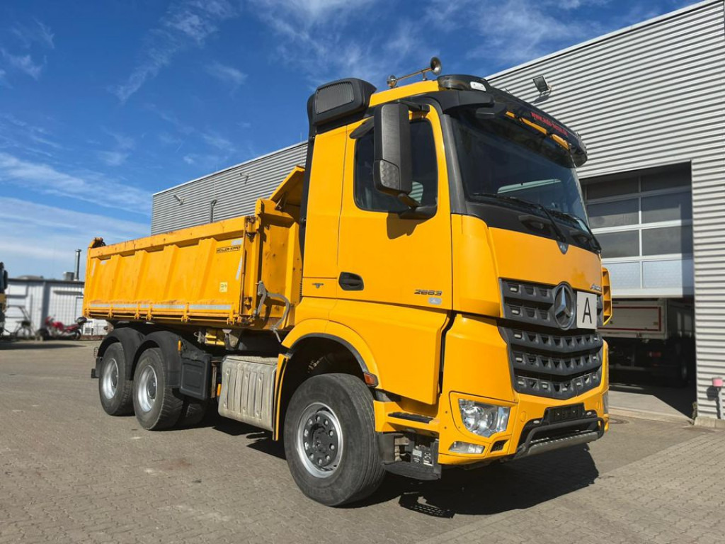 MERCEDES-BENZ Arocs 2663 6x4 3-Achs Kipper Meiller Bordmatik - Kiper: slika MERCEDES-BENZ Arocs 2663 6x4 3-Achs Kipper Meiller Bordmatik - Kiper MERCEDES-BENZ Arocs 2663 6x4 3-Achs Kipper Meiller Bordmatik - Kiper: slika MERCEDES-BENZ Arocs 2663 6x4 3-Achs Kipper Meiller Bordmatik - Kiper