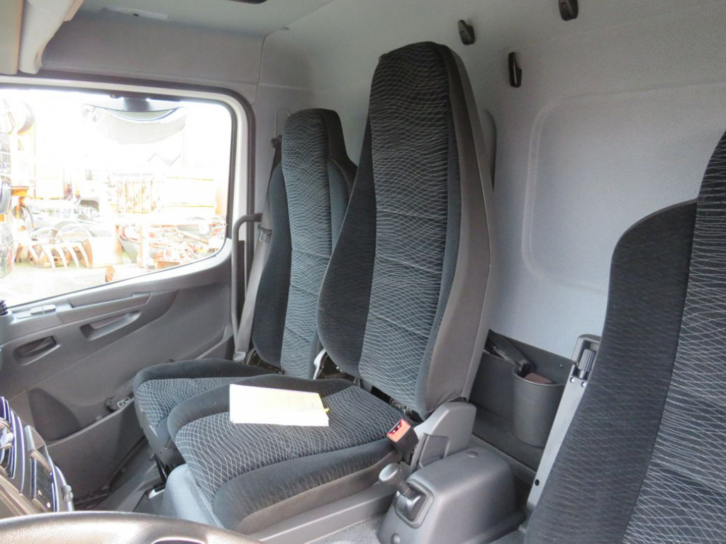 MERCEDES-BENZ Atego 818 L Pritsche LBW LBW 1 to AHK+Luftans - Dostavno vozilo s ceradom: slika MERCEDES-BENZ Atego 818 L Pritsche LBW LBW 1 to AHK+Luftans - Dostavno vozilo s ceradom MERCEDES-BENZ Atego 818 L Pritsche LBW LBW 1 to AHK+Luftans - Dostavno vozilo s ceradom: slika MERCEDES-BENZ Atego 818 L Pritsche LBW LBW 1 to AHK+Luftans - Dostavno vozilo s ceradom