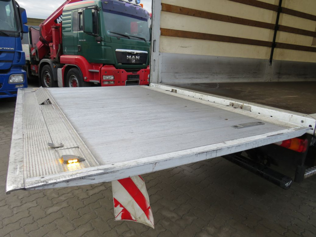 MERCEDES-BENZ Atego 818 L Pritsche LBW LBW 1 to AHK+Luftans - Dostavno vozilo s ceradom: slika MERCEDES-BENZ Atego 818 L Pritsche LBW LBW 1 to AHK+Luftans - Dostavno vozilo s ceradom MERCEDES-BENZ Atego 818 L Pritsche LBW LBW 1 to AHK+Luftans - Dostavno vozilo s ceradom: slika MERCEDES-BENZ Atego 818 L Pritsche LBW LBW 1 to AHK+Luftans - Dostavno vozilo s ceradom