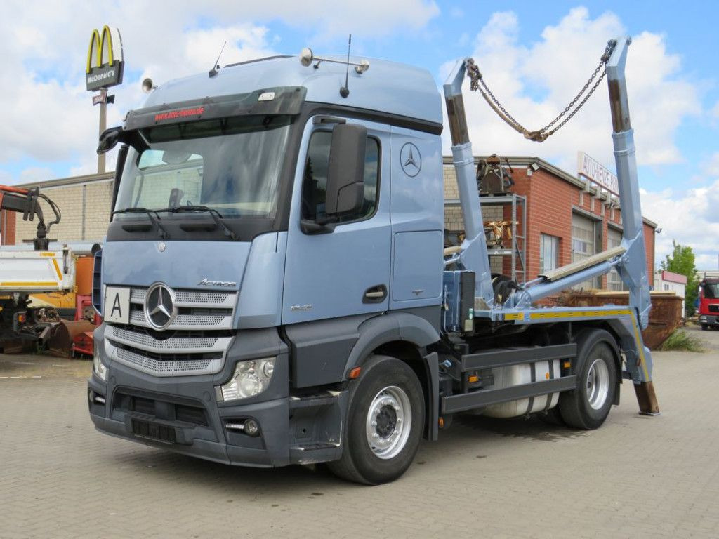 Mercedes-Benz Actros 1848 L 4x2 Absetzkipper Meiller - Utovarivač s proklizavajućim upravljanjem: slika Mercedes-Benz Actros 1848 L 4x2 Absetzkipper Meiller - Utovarivač s proklizavajućim upravljanjem Mercedes-Benz Actros 1848 L 4x2 Absetzkipper Meiller - Utovarivač s proklizavajućim upravljanjem: slika Mercedes-Benz Actros 1848 L 4x2 Absetzkipper Meiller - Utovarivač s proklizavajućim upravljanjem