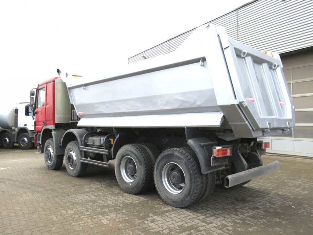 Mercedes-Benz Actros 4141 8x6 4 Achs Muldenkipper Kupplung, 1. - Kiper: slika Mercedes-Benz Actros 4141 8x6 4 Achs Muldenkipper Kupplung, 1. - Kiper Mercedes-Benz Actros 4141 8x6 4 Achs Muldenkipper Kupplung, 1. - Kiper: slika Mercedes-Benz Actros 4141 8x6 4 Achs Muldenkipper Kupplung, 1. - Kiper