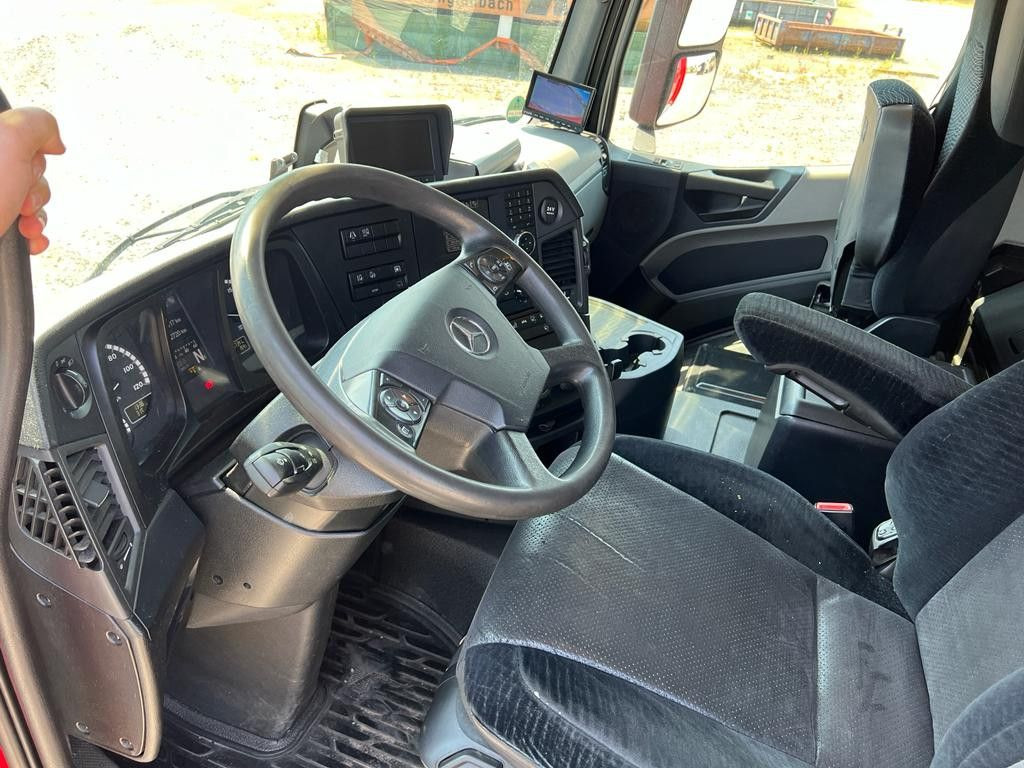Mercedes-Benz Antos 2540 L 6x2 Pritsche LBW Mercedes-Benz Antos 2540 L 6x2 Pritsche LBW - Kamion za prijevoz pića: slika Mercedes-Benz Antos 2540 L 6x2 Pritsche LBW Mercedes-Benz Antos 2540 L 6x2 Pritsche LBW - Kamion za prijevoz pića Mercedes-Benz Antos 2540 L 6x2 Pritsche LBW Mercedes-Benz Antos 2540 L 6x2 Pritsche LBW - Kamion za prijevoz pića: slika Mercedes-Benz Antos 2540 L 6x2 Pritsche LBW Mercedes-Benz Antos 2540 L 6x2 Pritsche LBW - Kamion za prijevoz pića