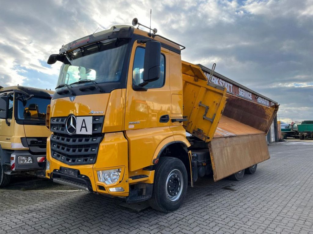 Mercedes-Benz Arocs 2663 6x4 3-Achs Kipper Meiller Bordmatik - Kiper: slika Mercedes-Benz Arocs 2663 6x4 3-Achs Kipper Meiller Bordmatik - Kiper Mercedes-Benz Arocs 2663 6x4 3-Achs Kipper Meiller Bordmatik - Kiper: slika Mercedes-Benz Arocs 2663 6x4 3-Achs Kipper Meiller Bordmatik - Kiper