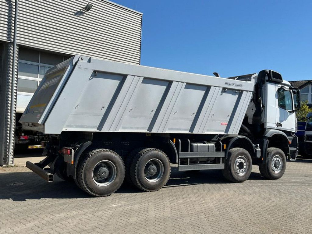Mercedes-Benz Arocs 4153 8x6 4 Achs Muldenkipper Meiller - Kiper: slika Mercedes-Benz Arocs 4153 8x6 4 Achs Muldenkipper Meiller - Kiper Mercedes-Benz Arocs 4153 8x6 4 Achs Muldenkipper Meiller - Kiper: slika Mercedes-Benz Arocs 4153 8x6 4 Achs Muldenkipper Meiller - Kiper