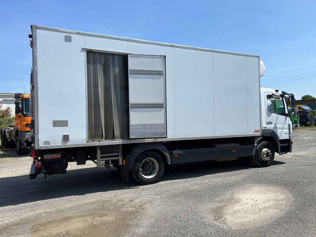 Mercedes-Benz Atego 1224 L Kühlkoffer LBW Tiefkühler 6,2m/LBW - Kamion hladnjača: slika Mercedes-Benz Atego 1224 L Kühlkoffer LBW Tiefkühler 6,2m/LBW - Kamion hladnjača Mercedes-Benz Atego 1224 L Kühlkoffer LBW Tiefkühler 6,2m/LBW - Kamion hladnjača: slika Mercedes-Benz Atego 1224 L Kühlkoffer LBW Tiefkühler 6,2m/LBW - Kamion hladnjača