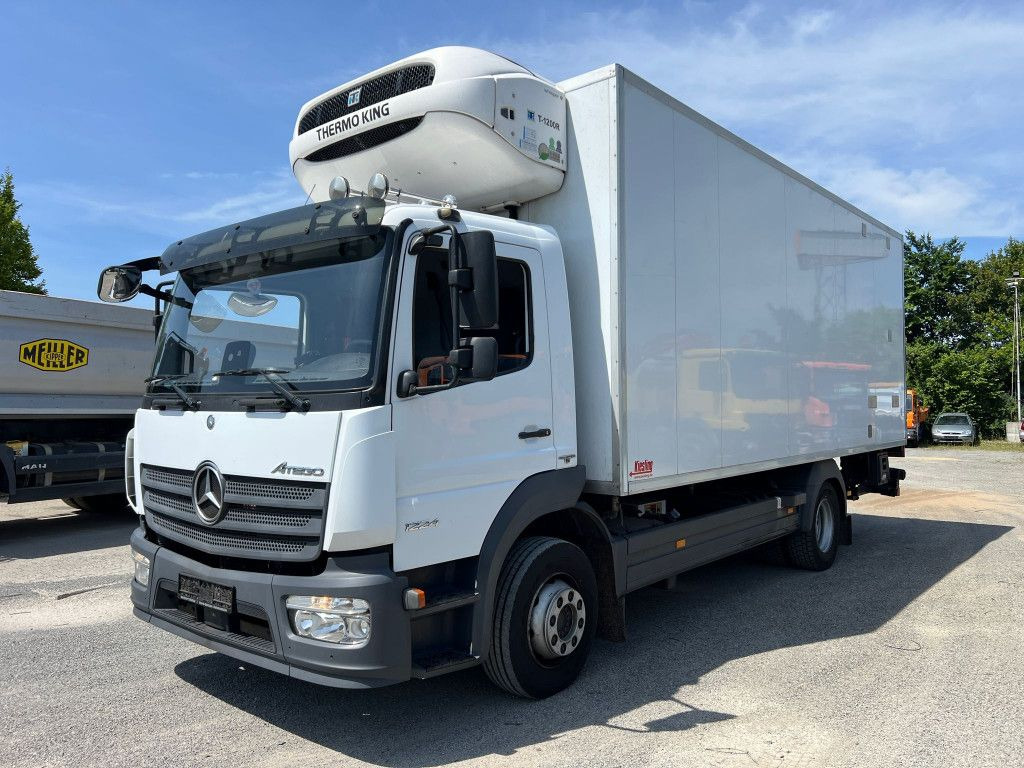 Mercedes-Benz Atego 1224 L Kühlkoffer LBW Tiefkühler 6,2m/LBW - Kamion hladnjača: slika Mercedes-Benz Atego 1224 L Kühlkoffer LBW Tiefkühler 6,2m/LBW - Kamion hladnjača Mercedes-Benz Atego 1224 L Kühlkoffer LBW Tiefkühler 6,2m/LBW - Kamion hladnjača: slika Mercedes-Benz Atego 1224 L Kühlkoffer LBW Tiefkühler 6,2m/LBW - Kamion hladnjača