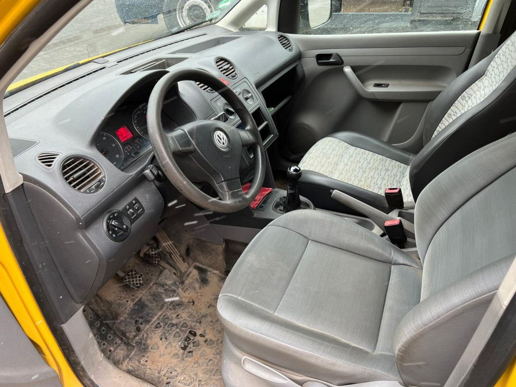 Volkswagen Caddy 2KN Kasten - Mali kombi: slika Volkswagen Caddy 2KN Kasten - Mali kombi Volkswagen Caddy 2KN Kasten - Mali kombi: slika Volkswagen Caddy 2KN Kasten - Mali kombi