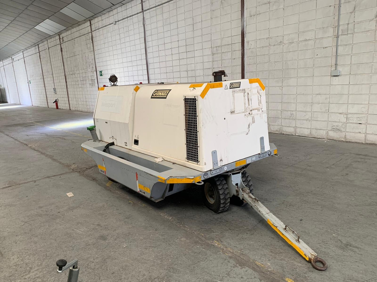 GPU Guinault GA120 - Zemaljski agregat GPU: slika GPU Guinault GA120 - Zemaljski agregat GPU GPU Guinault GA120 - Zemaljski agregat GPU: slika GPU Guinault GA120 - Zemaljski agregat GPU