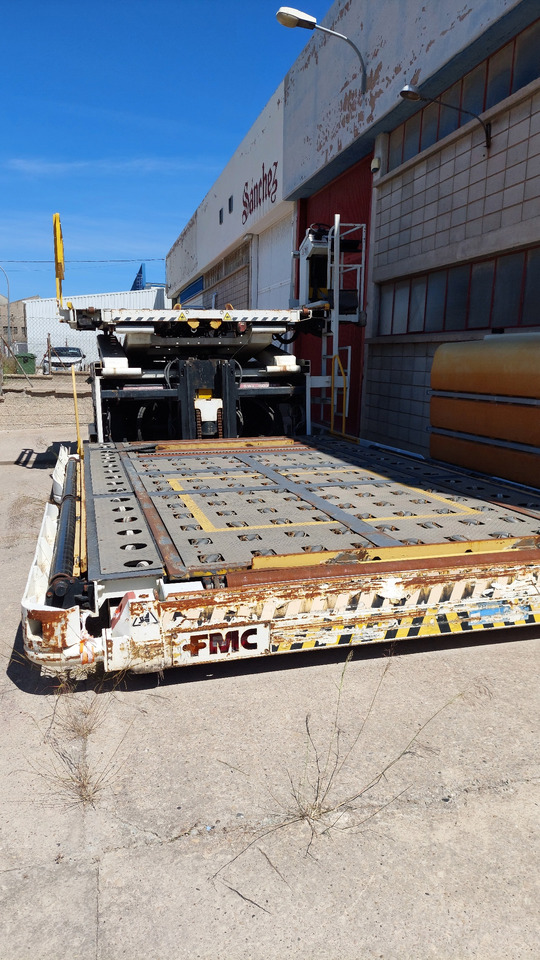 Lower deck loader FMC/JBT C15W - Utovarivač kontejnera/ Paleta: slika Lower deck loader FMC/JBT C15W - Utovarivač kontejnera/ Paleta Lower deck loader FMC/JBT C15W - Utovarivač kontejnera/ Paleta: slika Lower deck loader FMC/JBT C15W - Utovarivač kontejnera/ Paleta