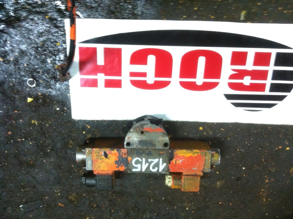 KRACHT WL4 SFZ04XP2 EK1 Z610 - 1 SEKCYJNY + KOŚĆ + CEWKI - Hidraulični ventil za Građevinski strojevi: slika KRACHT WL4 SFZ04XP2 EK1 Z610 - 1 SEKCYJNY + KOŚĆ + CEWKI - Hidraulični ventil za Građevinski strojevi KRACHT WL4 SFZ04XP2 EK1 Z610 - 1 SEKCYJNY + KOŚĆ + CEWKI - Hidraulični ventil za Građevinski strojevi: slika KRACHT WL4 SFZ04XP2 EK1 Z610 - 1 SEKCYJNY + KOŚĆ + CEWKI - Hidraulični ventil za Građevinski strojevi