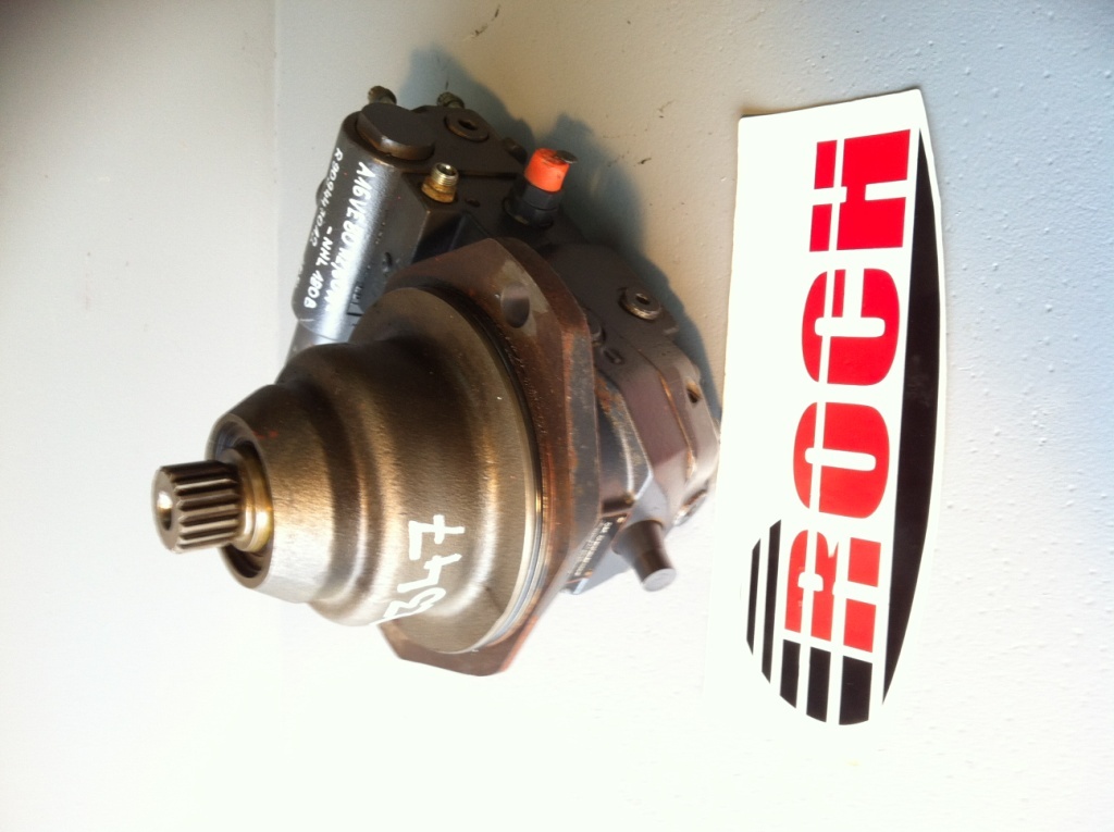 O&K 2244953 9447012 375.22.00.01M - Hidraulični motor za Bager gusjeničar: slika O&K 2244953 9447012 375.22.00.01M - Hidraulični motor za Bager gusjeničar O&K 2244953 9447012 375.22.00.01M - Hidraulični motor za Bager gusjeničar: slika O&K 2244953 9447012 375.22.00.01M - Hidraulični motor za Bager gusjeničar