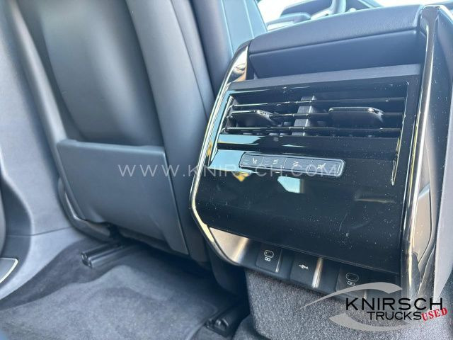 SUV Land Rover Range Rover Sport P440e Hybrid SE: slika SUV Land Rover Range Rover Sport P440e Hybrid SE