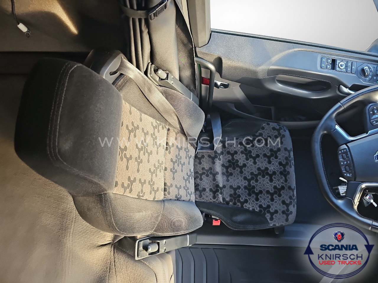 SCANIA R 450 A4x2LA Retarder Standklima - Tegljač: slika SCANIA R 450 A4x2LA Retarder Standklima - Tegljač SCANIA R 450 A4x2LA Retarder Standklima - Tegljač: slika SCANIA R 450 A4x2LA Retarder Standklima - Tegljač