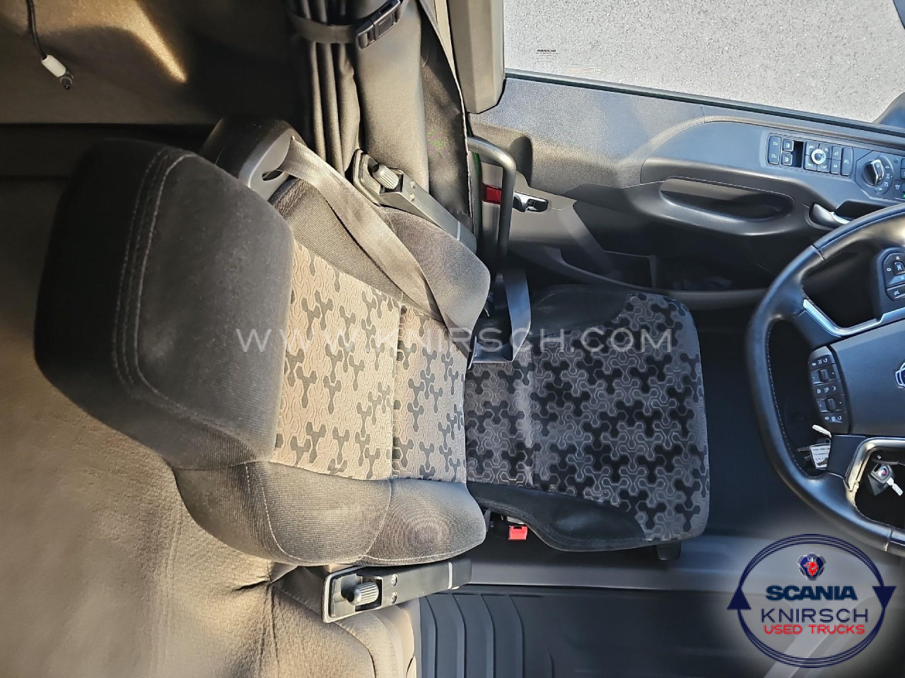 SCANIA R 450 A4x2LA Retarder Standklima - Tegljač: slika SCANIA R 450 A4x2LA Retarder Standklima - Tegljač SCANIA R 450 A4x2LA Retarder Standklima - Tegljač: slika SCANIA R 450 A4x2LA Retarder Standklima - Tegljač