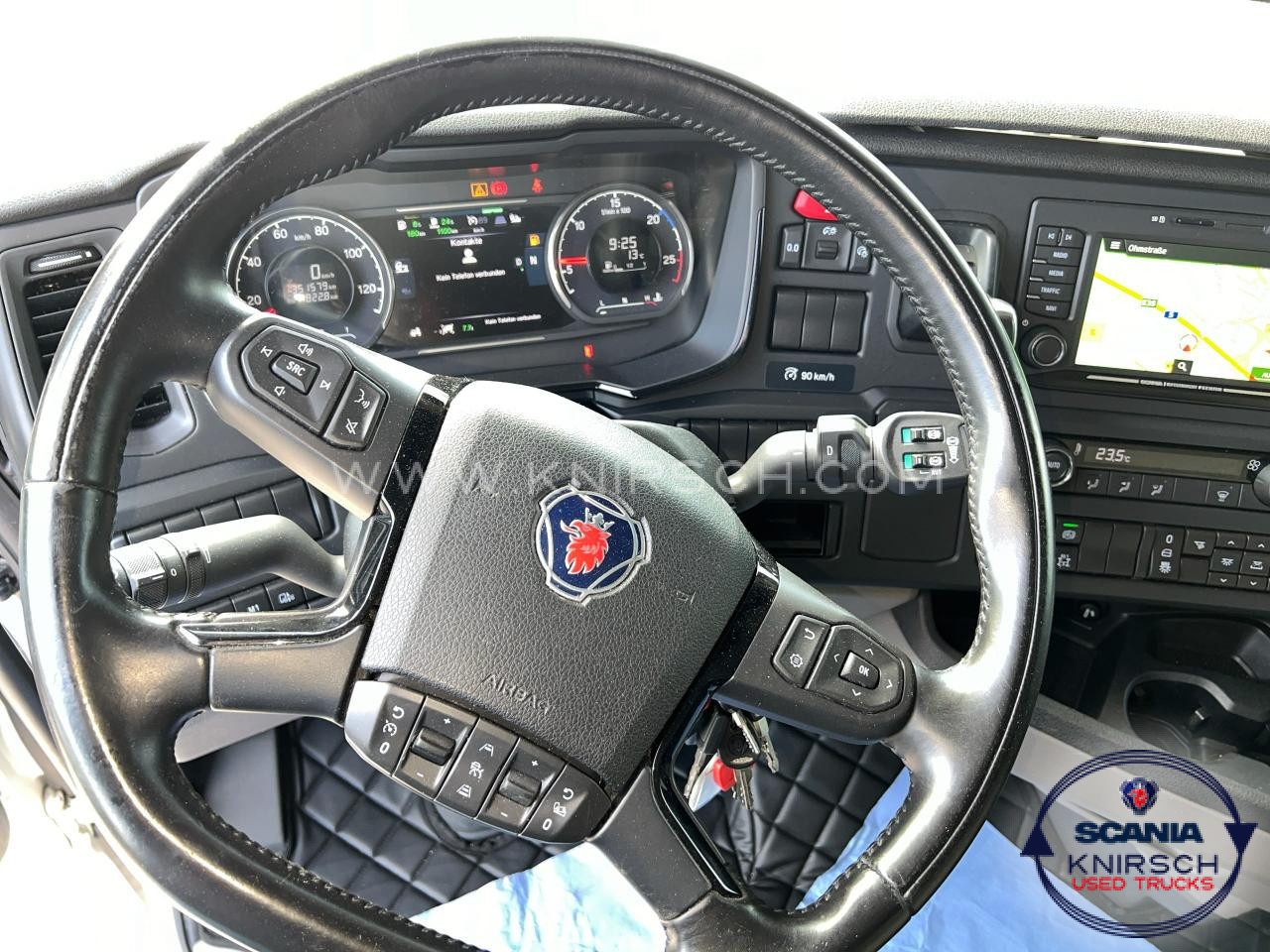 SCANIA S 500 A4x2EB Mega, PTO - Tegljač: slika SCANIA S 500 A4x2EB Mega, PTO - Tegljač SCANIA S 500 A4x2EB Mega, PTO - Tegljač: slika SCANIA S 500 A4x2EB Mega, PTO - Tegljač