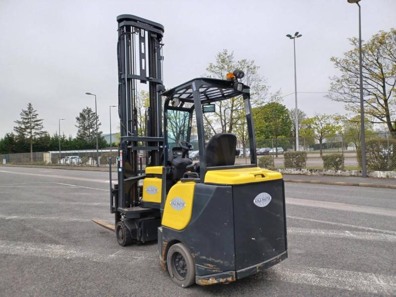 Aisle Master 20whe - Električni viličar: slika Aisle Master 20whe - Električni viličar Aisle Master 20whe - Električni viličar: slika Aisle Master 20whe - Električni viličar