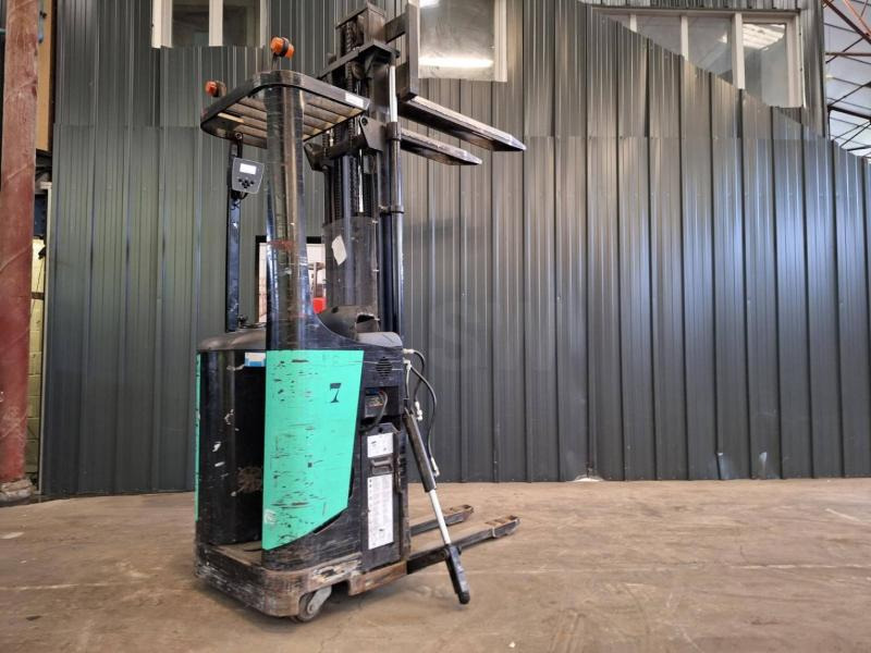 Slagač stoga Caterpillar NSR16N: slika Slagač stoga Caterpillar NSR16N Slagač stoga Caterpillar NSR16N: slika Slagač stoga Caterpillar NSR16N