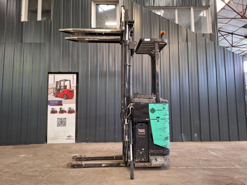 Slagač stoga Caterpillar NSR16N: slika Slagač stoga Caterpillar NSR16N Slagač stoga Caterpillar NSR16N: slika Slagač stoga Caterpillar NSR16N