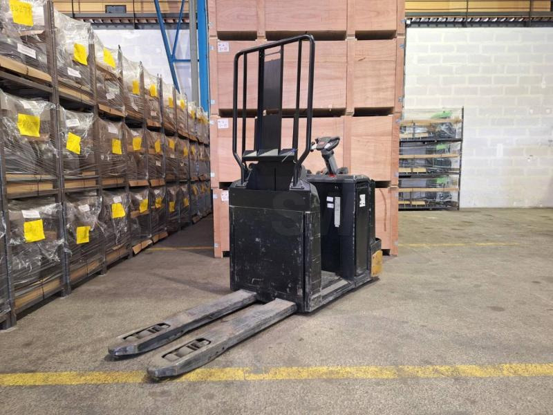 Mitsubishi OPB20N2 - Komisioner: slika Mitsubishi OPB20N2 - Komisioner Mitsubishi OPB20N2 - Komisioner: slika Mitsubishi OPB20N2 - Komisioner