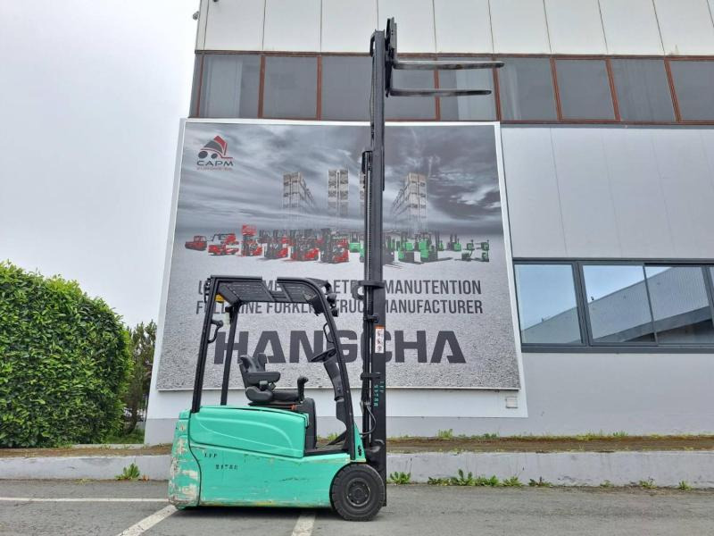 Električni viličar Yale ERP16VT: slika Električni viličar Yale ERP16VT Električni viličar Yale ERP16VT: slika Električni viličar Yale ERP16VT