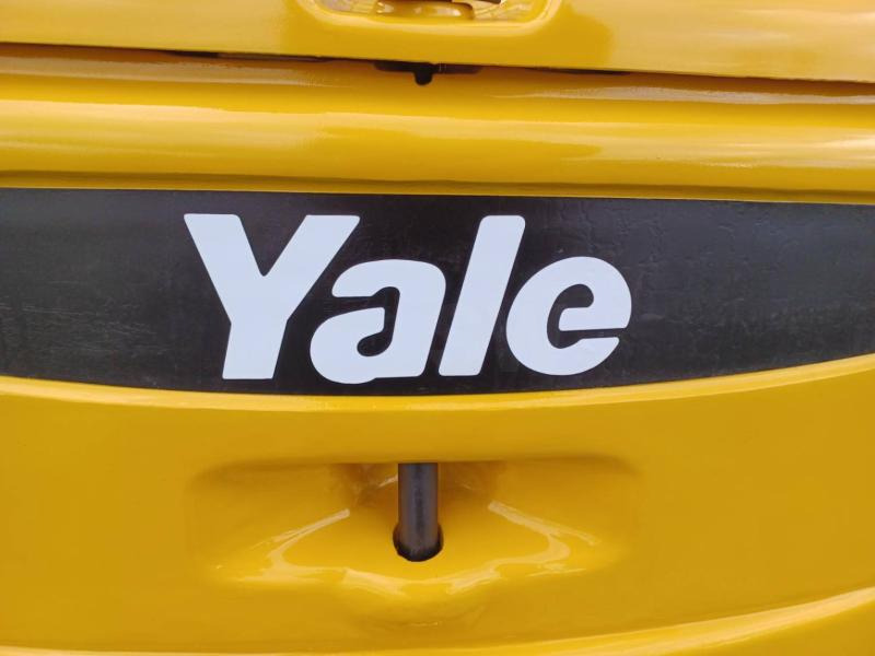 Električni viličar Yale ERP16VTMWB: slika Električni viličar Yale ERP16VTMWB