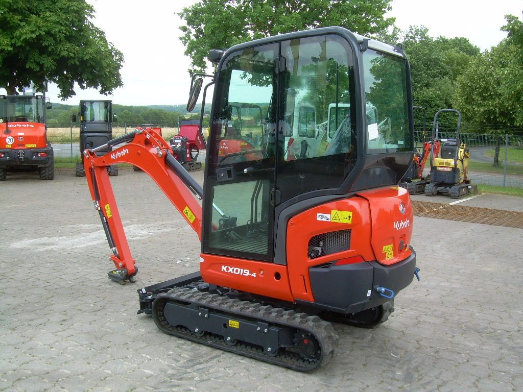 Kubota KX 019-4, BJ 23, 3 BH, Kabine, SW MS01 - Mini bager: slika Kubota KX 019-4, BJ 23, 3 BH, Kabine, SW MS01 - Mini bager Kubota KX 019-4, BJ 23, 3 BH, Kabine, SW MS01 - Mini bager: slika Kubota KX 019-4, BJ 23, 3 BH, Kabine, SW MS01 - Mini bager