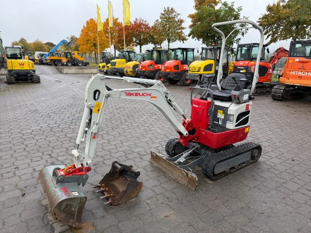 Takeuchi TB 210 R, Bj. 22, 425 BH, SW MS01, TL, GL - Mini bager: slika Takeuchi TB 210 R, Bj. 22, 425 BH, SW MS01, TL, GL - Mini bager Takeuchi TB 210 R, Bj. 22, 425 BH, SW MS01, TL, GL - Mini bager: slika Takeuchi TB 210 R, Bj. 22, 425 BH, SW MS01, TL, GL - Mini bager