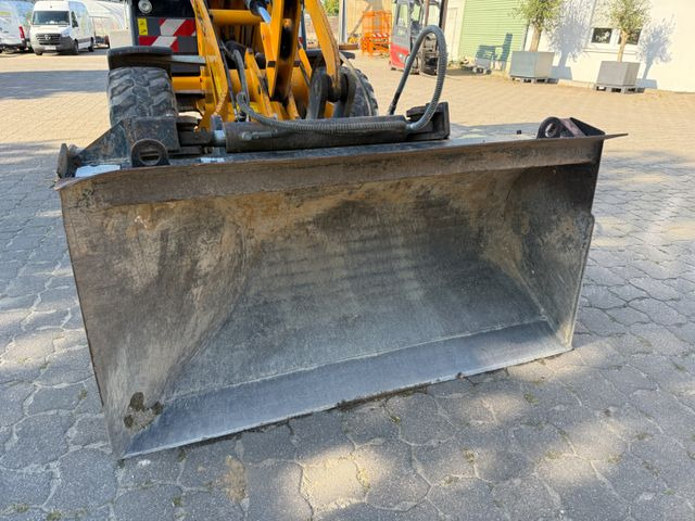 Terex TL 80 AS, BJ 14, 1750 BH, Kramer SWE, Schaufel - Utovarivač na kotačima: slika Terex TL 80 AS, BJ 14, 1750 BH, Kramer SWE, Schaufel - Utovarivač na kotačima Terex TL 80 AS, BJ 14, 1750 BH, Kramer SWE, Schaufel - Utovarivač na kotačima: slika Terex TL 80 AS, BJ 14, 1750 BH, Kramer SWE, Schaufel - Utovarivač na kotačima