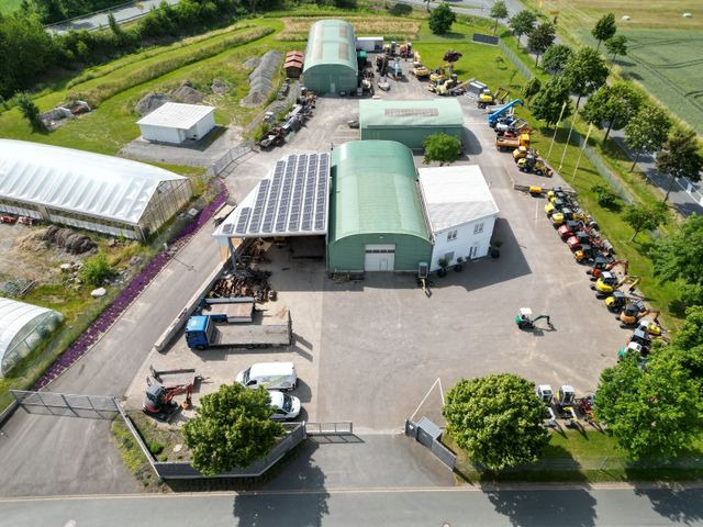 Unimog 406, EZ 73, Kipper, Seilwinde, Zapfwelle vorne - Kiper: slika Unimog 406, EZ 73, Kipper, Seilwinde, Zapfwelle vorne - Kiper Unimog 406, EZ 73, Kipper, Seilwinde, Zapfwelle vorne - Kiper: slika Unimog 406, EZ 73, Kipper, Seilwinde, Zapfwelle vorne - Kiper