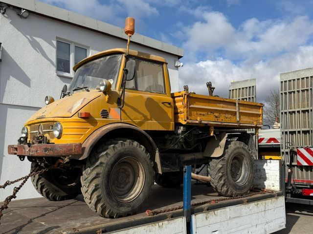 Unimog 406, EZ 73, Kipper, Seilwinde, Zapfwelle vorne - Kiper: slika Unimog 406, EZ 73, Kipper, Seilwinde, Zapfwelle vorne - Kiper Unimog 406, EZ 73, Kipper, Seilwinde, Zapfwelle vorne - Kiper: slika Unimog 406, EZ 73, Kipper, Seilwinde, Zapfwelle vorne - Kiper